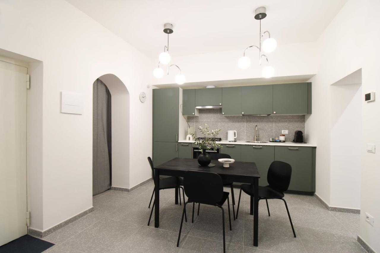 Room 47 Temporary Home Τίβολι Εξωτερικό φωτογραφία